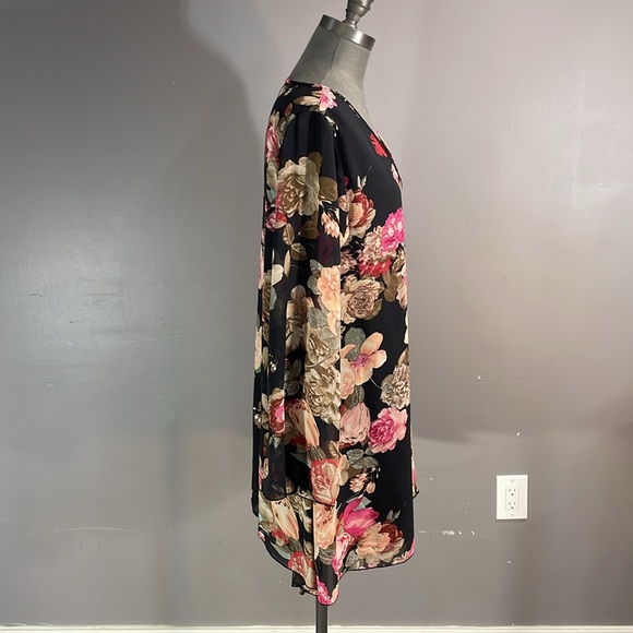 Size Large floral swing dress with beautiful chiffon bell. Body lined. USA - Picture 5 of 17